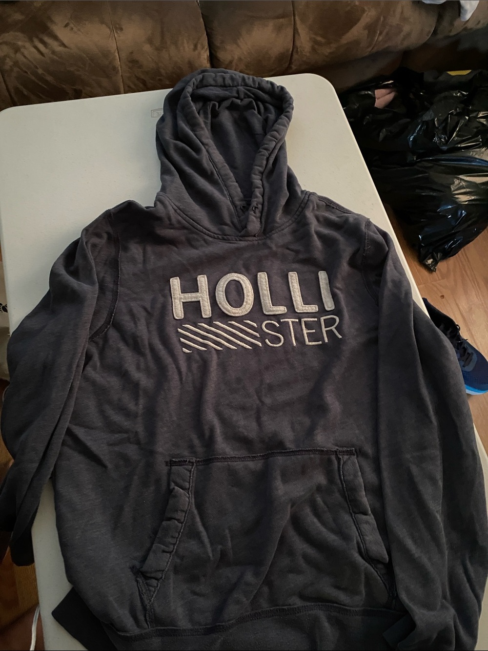 Hollister Men's Dark Navy Pullover Hoodie with White Logo